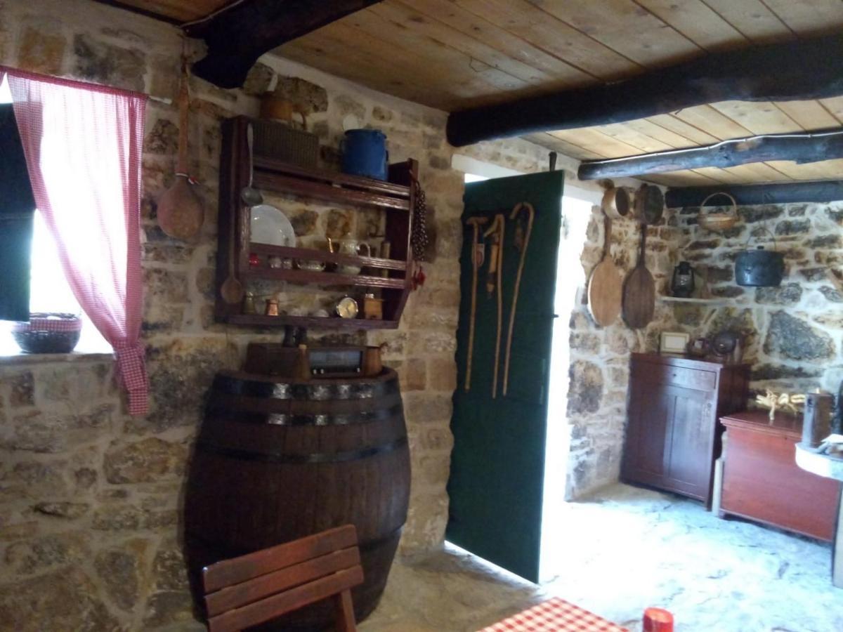 House Kuna Bristane Εξωτερικό φωτογραφία
