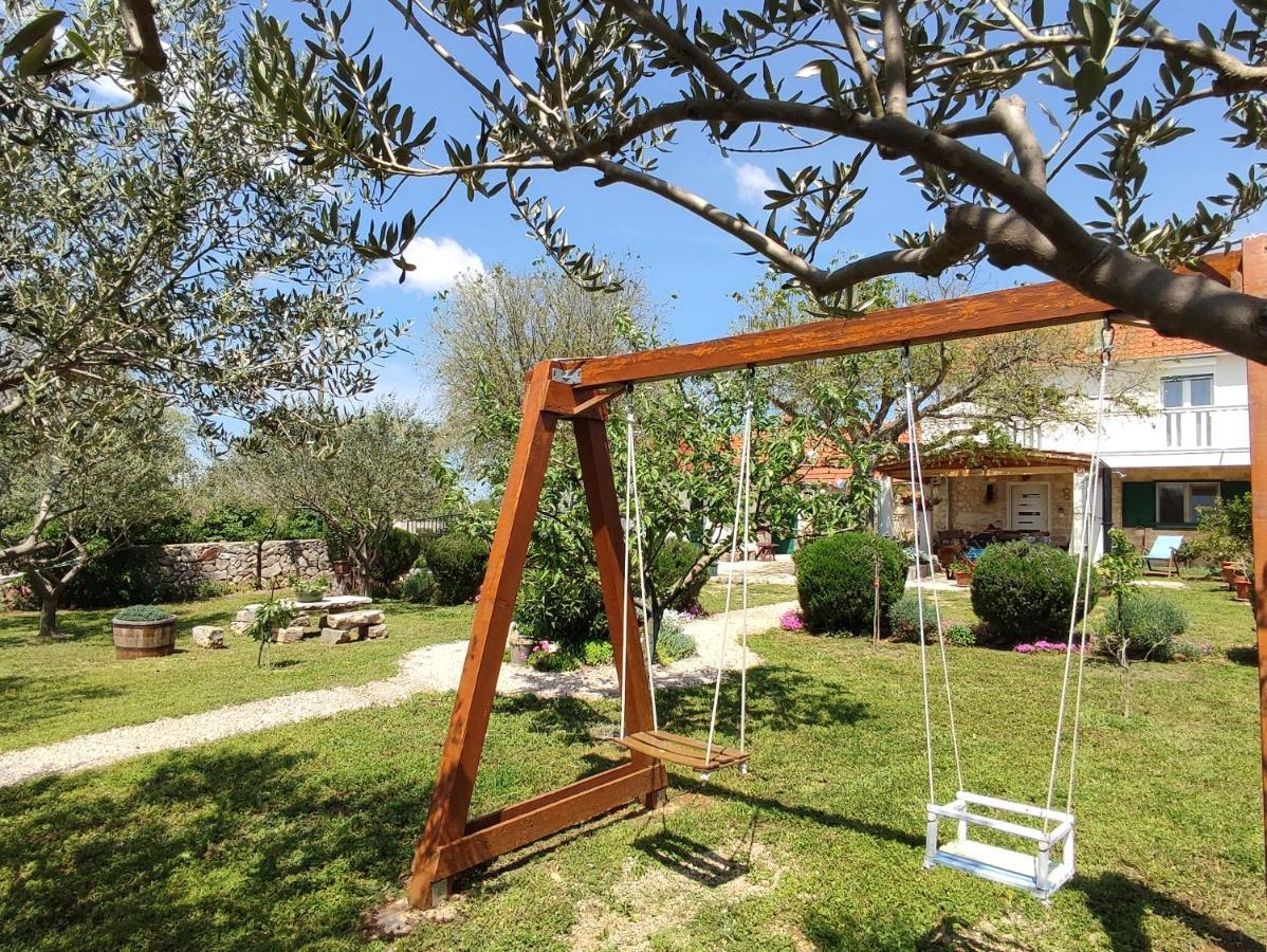 House Kuna Bristane Εξωτερικό φωτογραφία